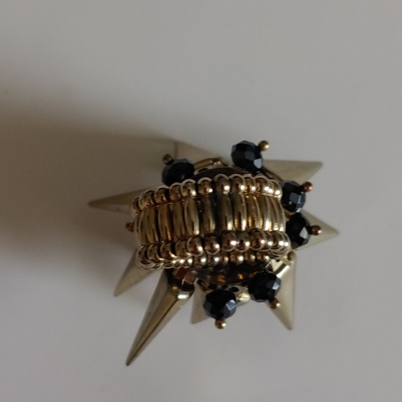 Ring - Picture 6 of 8